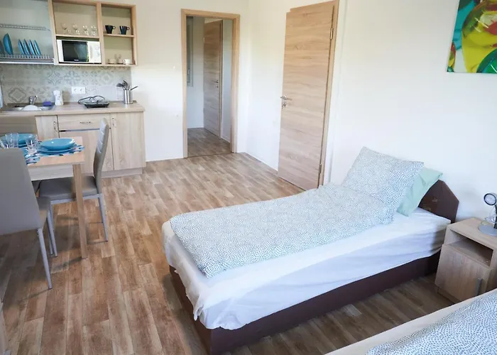 Aparthotel Thermal - Em 3*